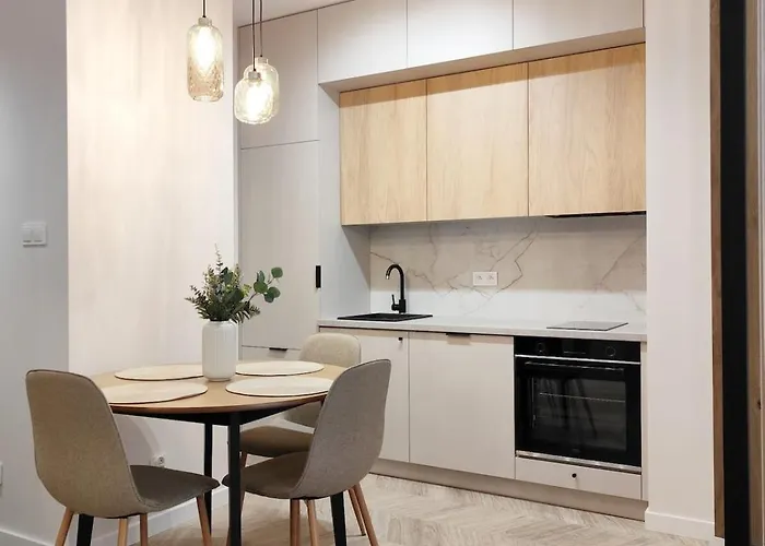 Easy Rent- Wieniawska 98, Centrum